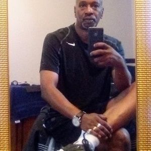 Meet your Posher, Ronnie